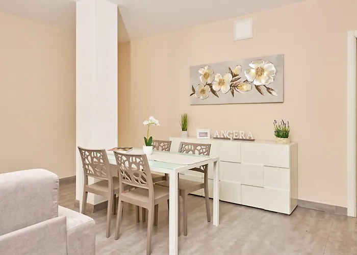 Tra La Rocca E Il Apartamento