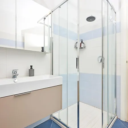 Apartman Tra La Rocca E Il *